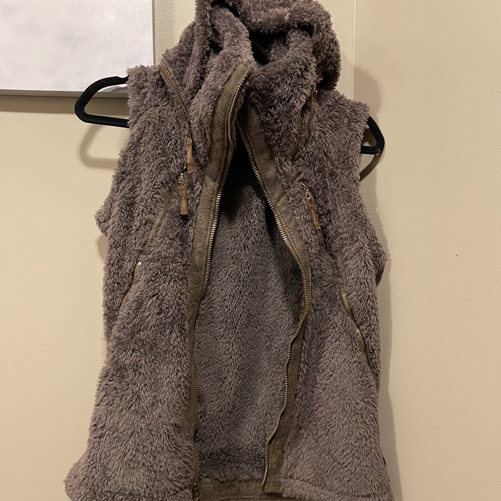 KUHL Fur Flight Vest